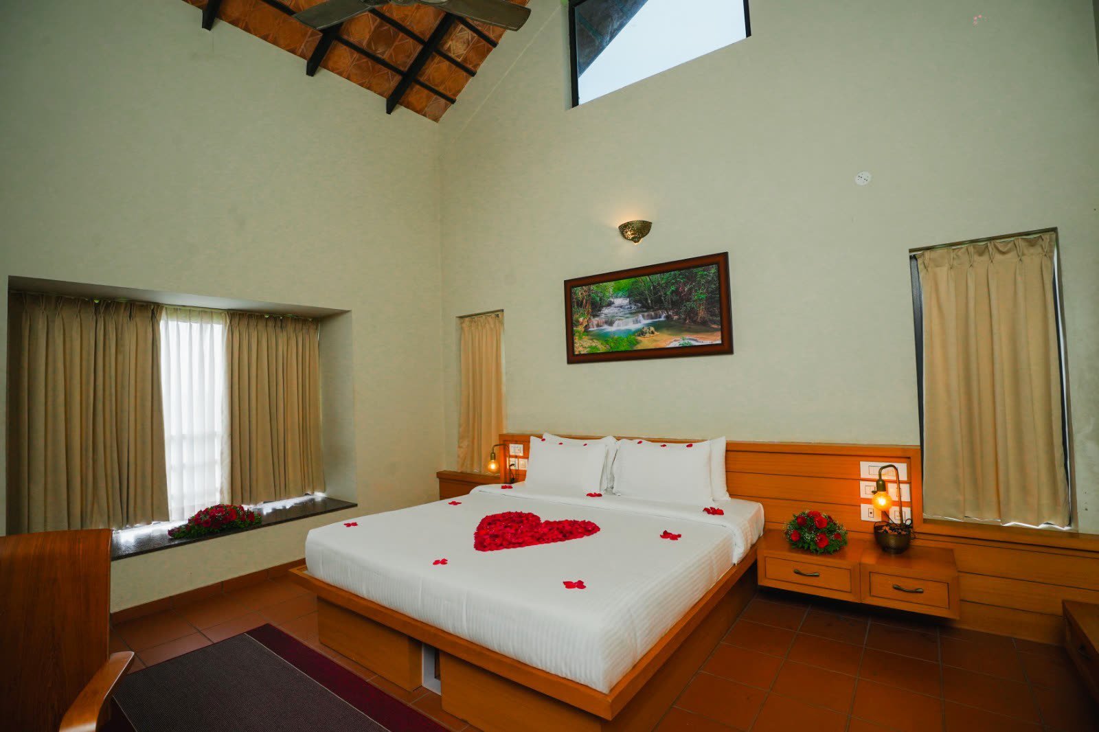 A guest room seating corner at Vaidekam
